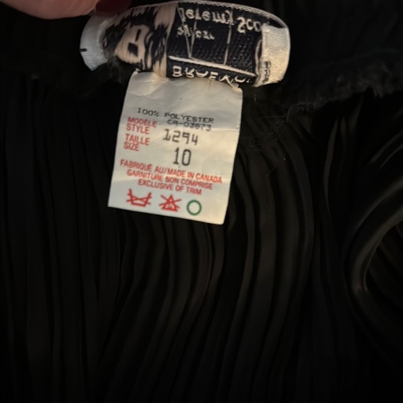 Braemar by Jeremy Scott Black Pleated Maxi Skirt. Excellent condition. - Picture 8 of 8